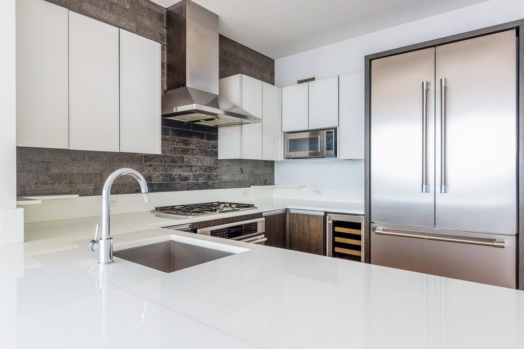 247 West 46th Street, Unit 4001 photo 4
