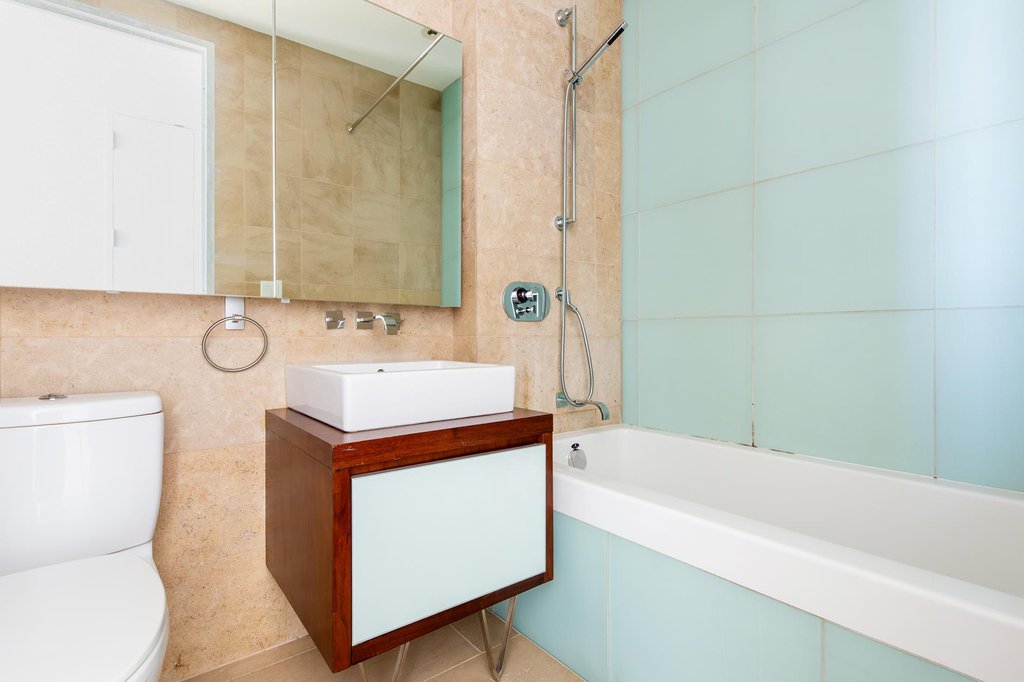 247 West 46th Street, Unit 4001 photo 10