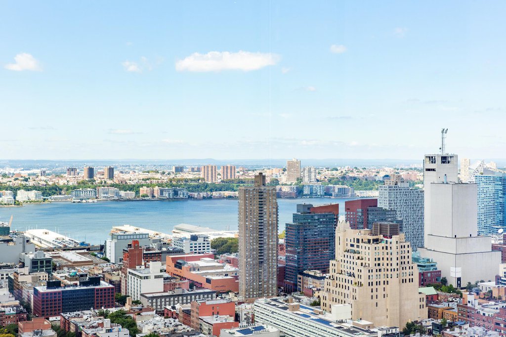 247 West 46th Street, Unit 4001 photo 13
