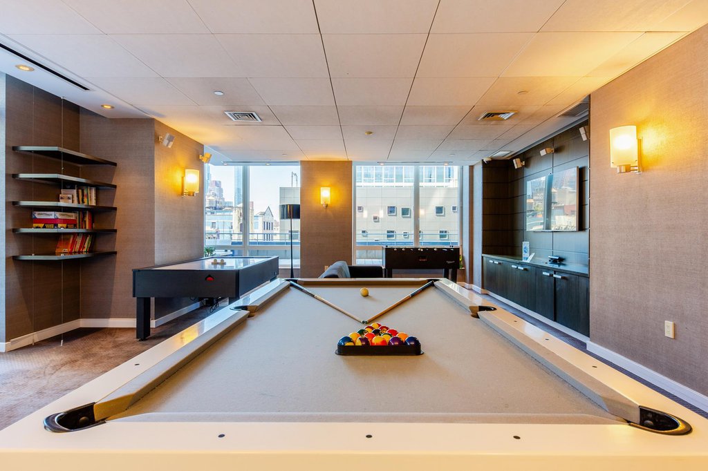 247 West 46th Street, Unit 4001 photo 17