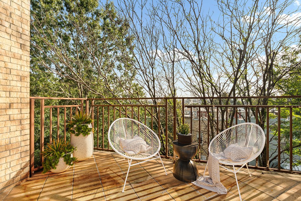 155 Newel Street, Unit 4A photo 2