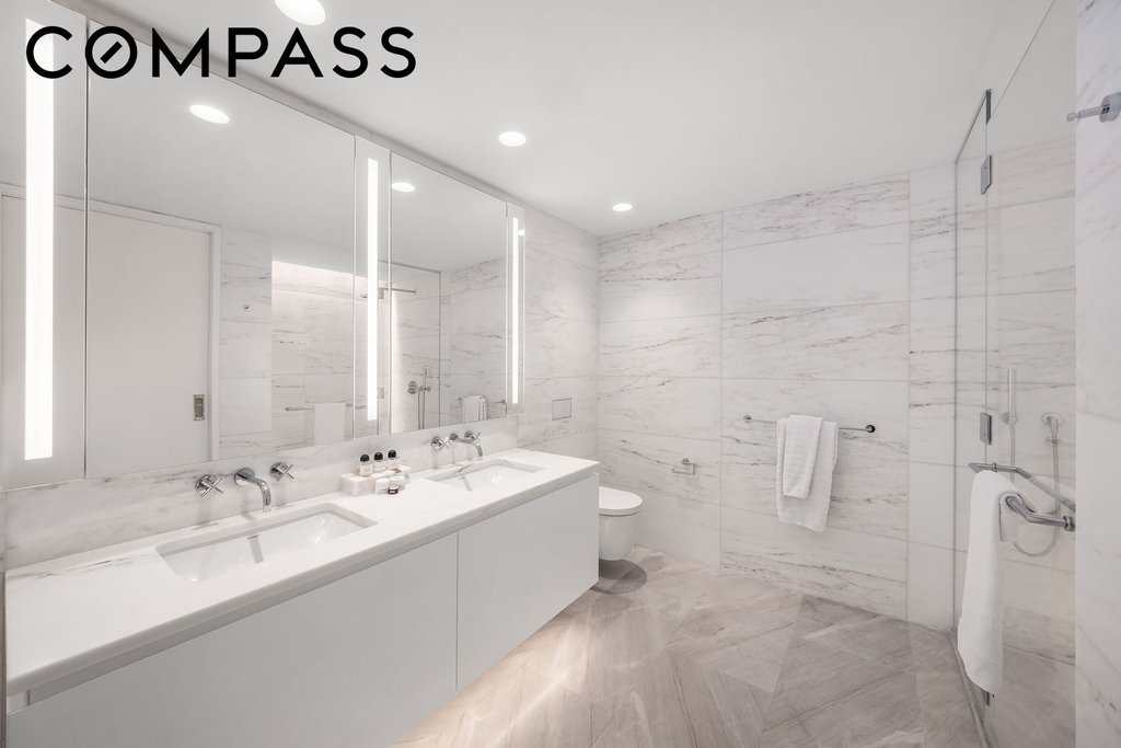 695 First Avenue, Unit 38H photo 18