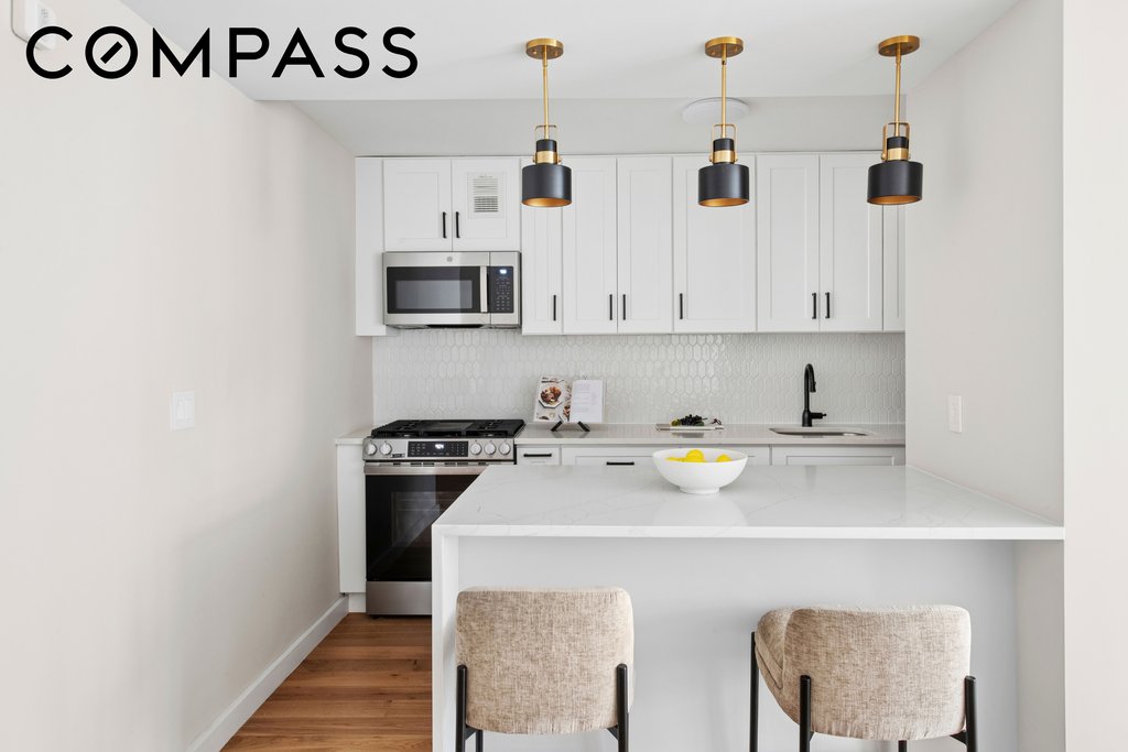 225 East 57th Street, Unit 8K photo 4
