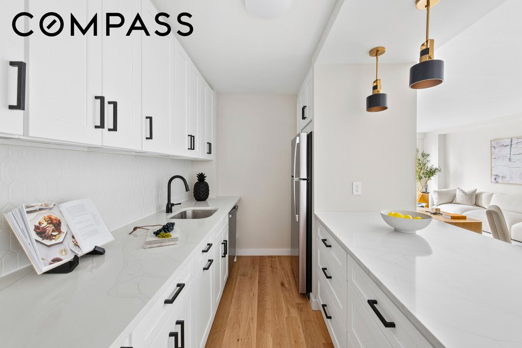 225 East 57th Street, Unit 8K photo 6