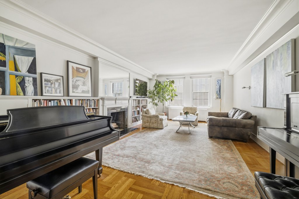 17 East 89th Street, Unit 8D photo 4