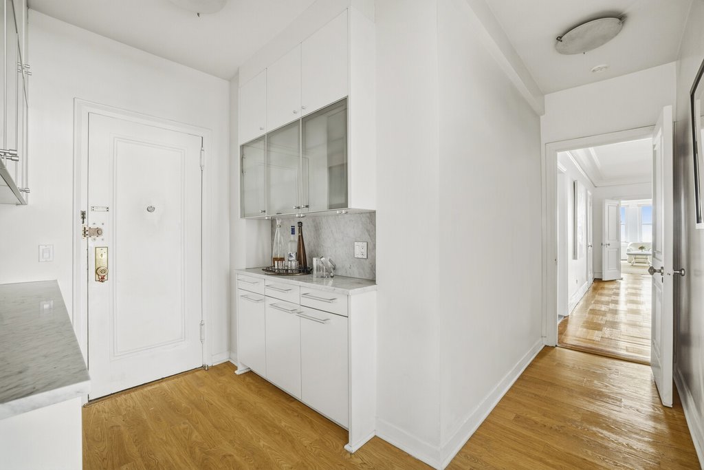 17 East 89th Street, Unit 8D photo 11