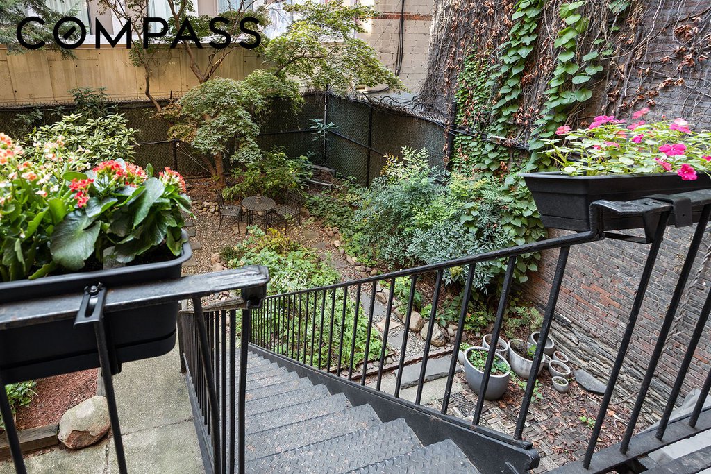 250 West 15th Street, Unit 1H photo 8