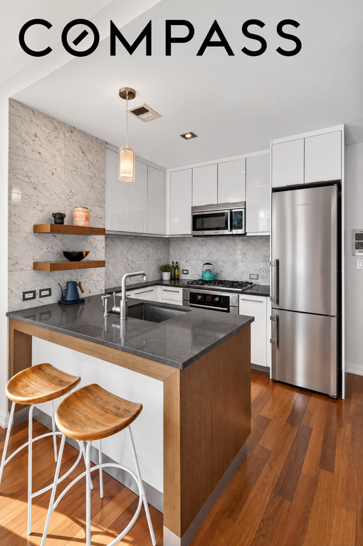 58 Metropolitan Avenue, Unit 5A photo 3