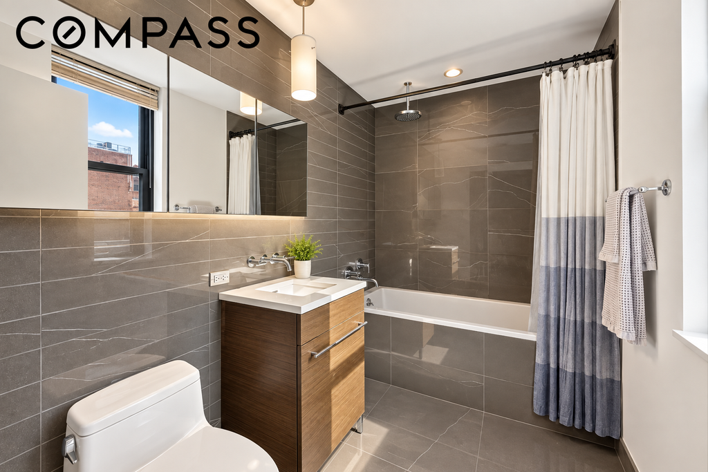 58 Metropolitan Avenue, Unit 5A photo 8