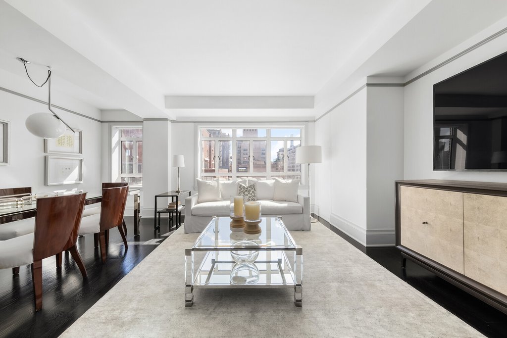 21 East 61st Street, Unit 12C photo 3