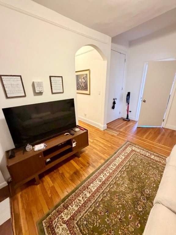 1669 York Avenue, Unit E1 photo 3