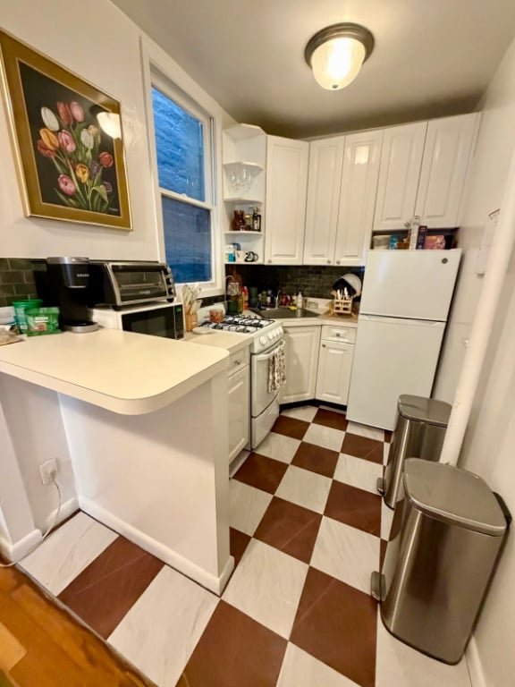 1669 York Avenue, Unit E1 photo 9