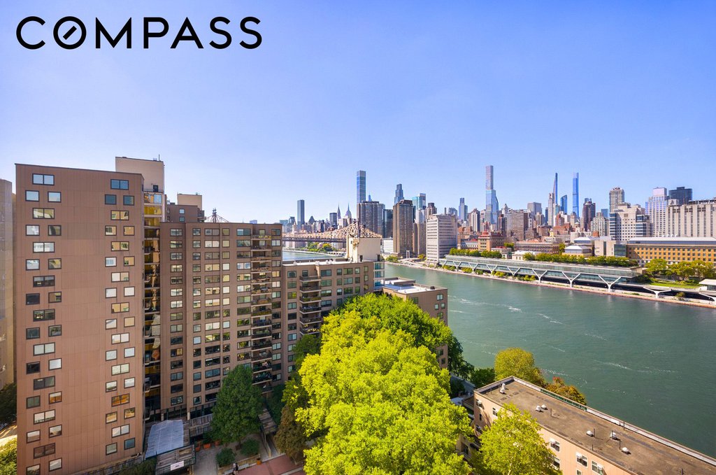 555 Main Street, Unit 1608