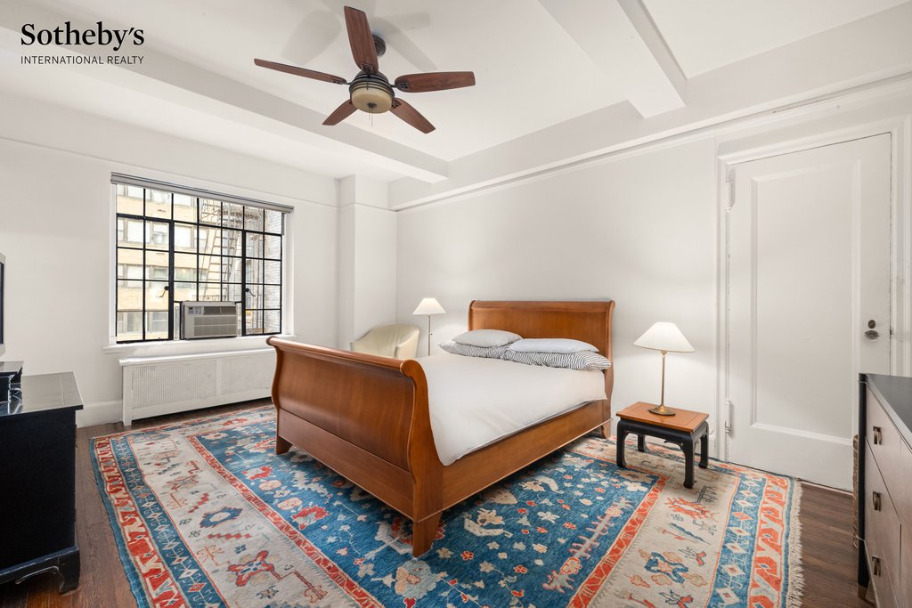 40-50 East 10th Street, Unit 2H photo 8