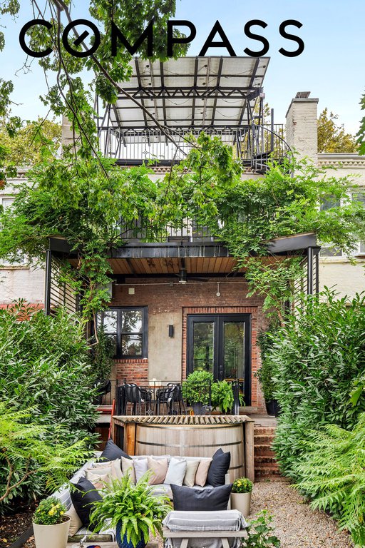 162 Crown Street – For Sale photo 21