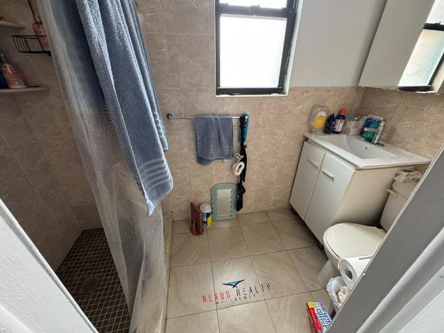 23-35 31st Street, Unit 2R photo 5