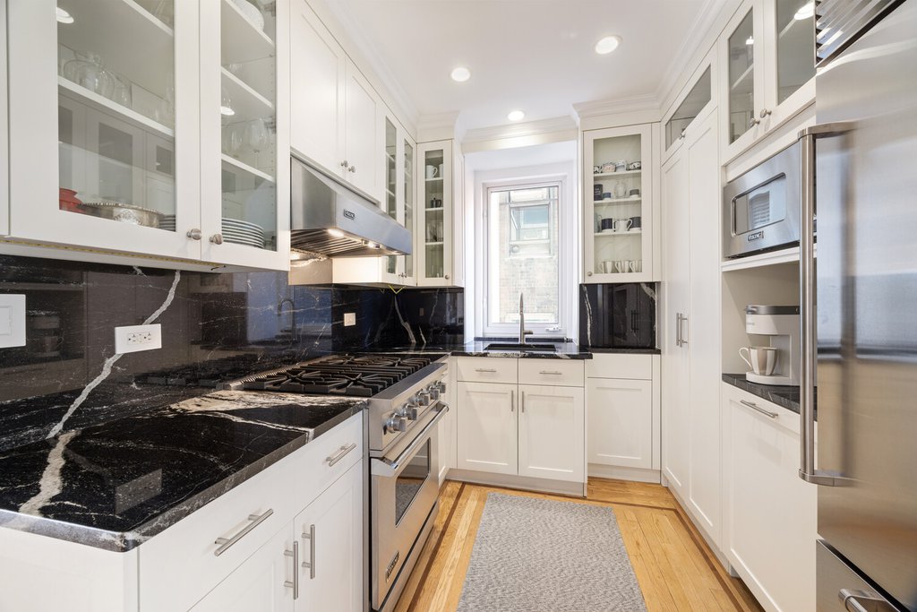 128 Central Park South, Unit 12A photo 6