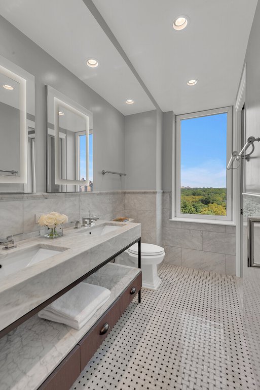 128 Central Park South, Unit 12A photo 10
