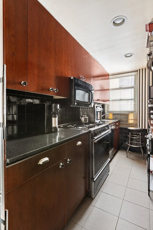 414 East 52nd Street, Unit 3CD photo 7