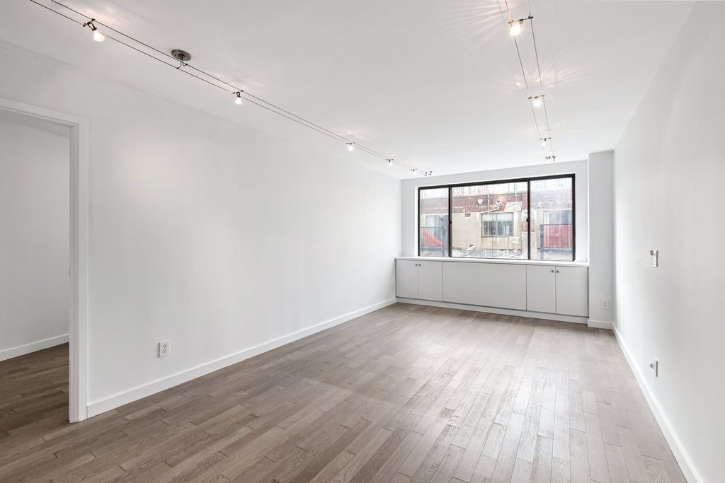 44 East 12th Street, Unit 9B