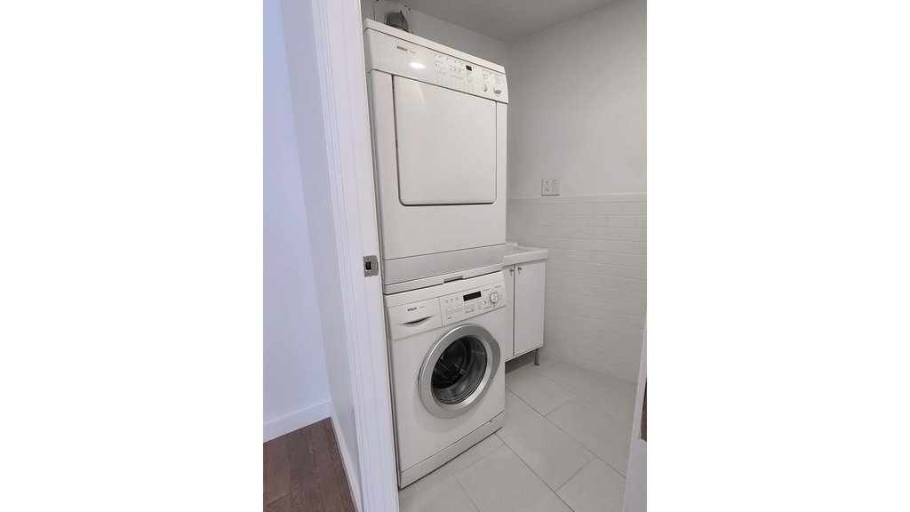 44 East 12th Street, Unit 9B photo 9