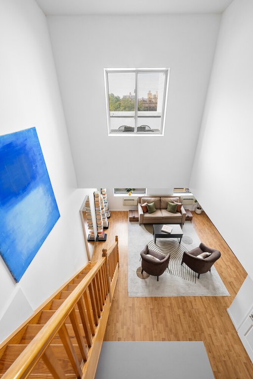 895 Myrtle Avenue, Unit APT4B photo 7