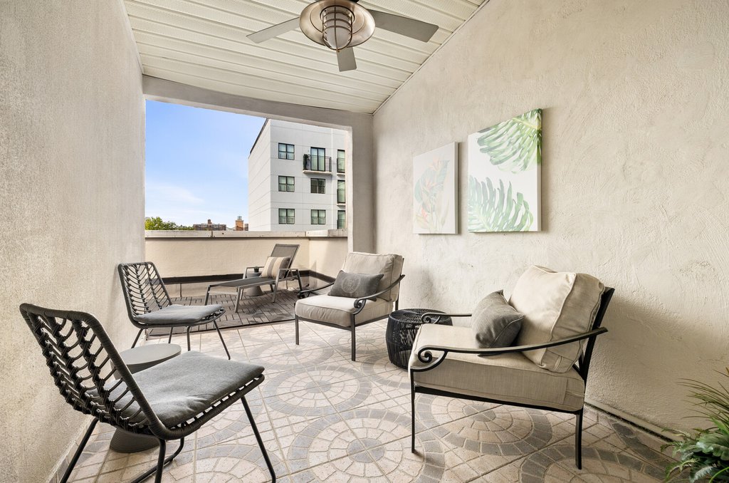 895 Myrtle Avenue, Unit APT4B photo 10