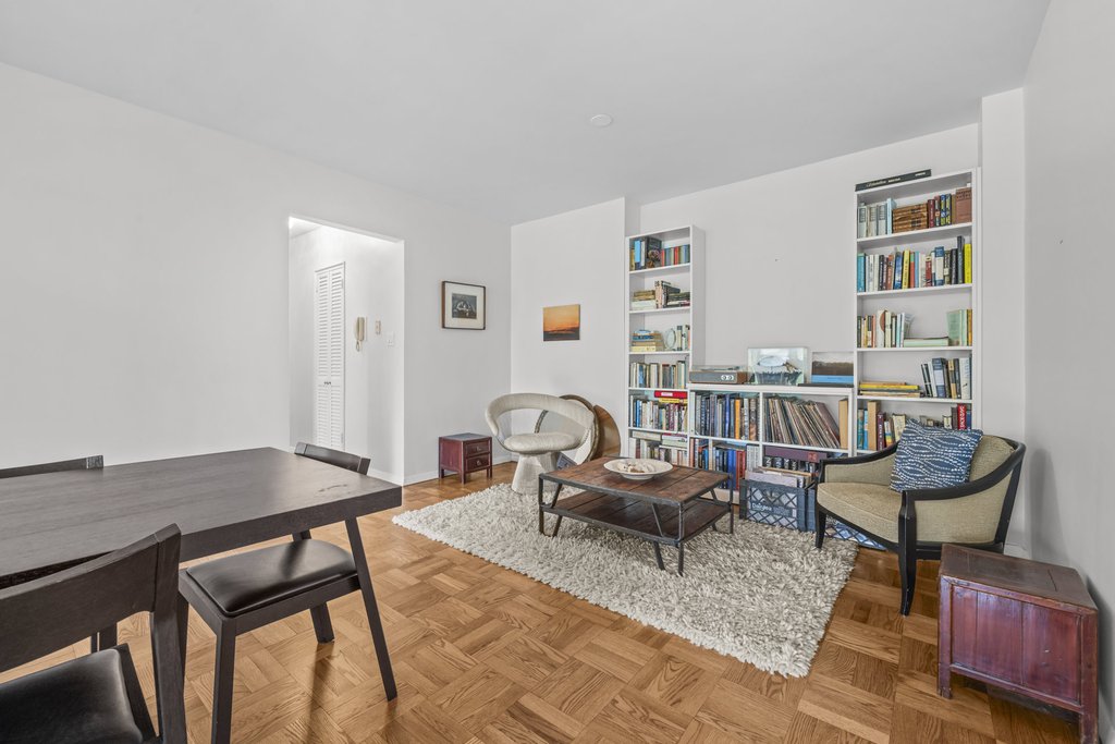 750 Kappock street, Unit 405 photo 9
