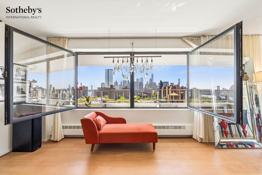 568 Grand Street, Unit J1901 photo 2