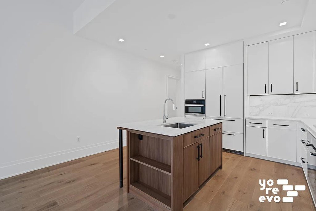 25 Park Row, Unit 12A photo 7