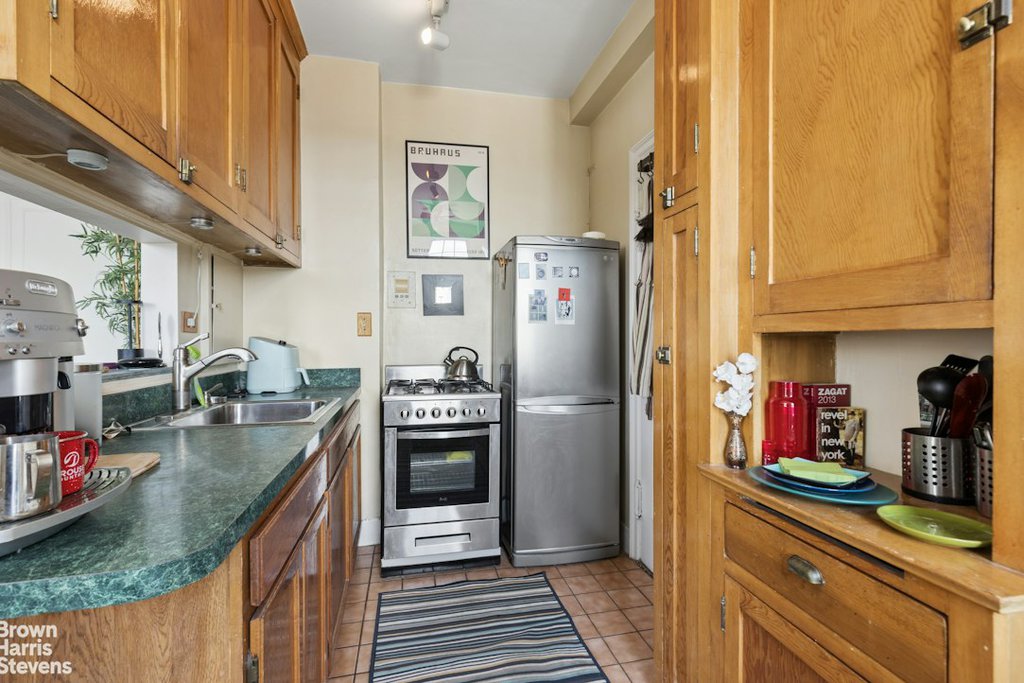 209 LINCOLN PLACE, Unit 8F photo 13