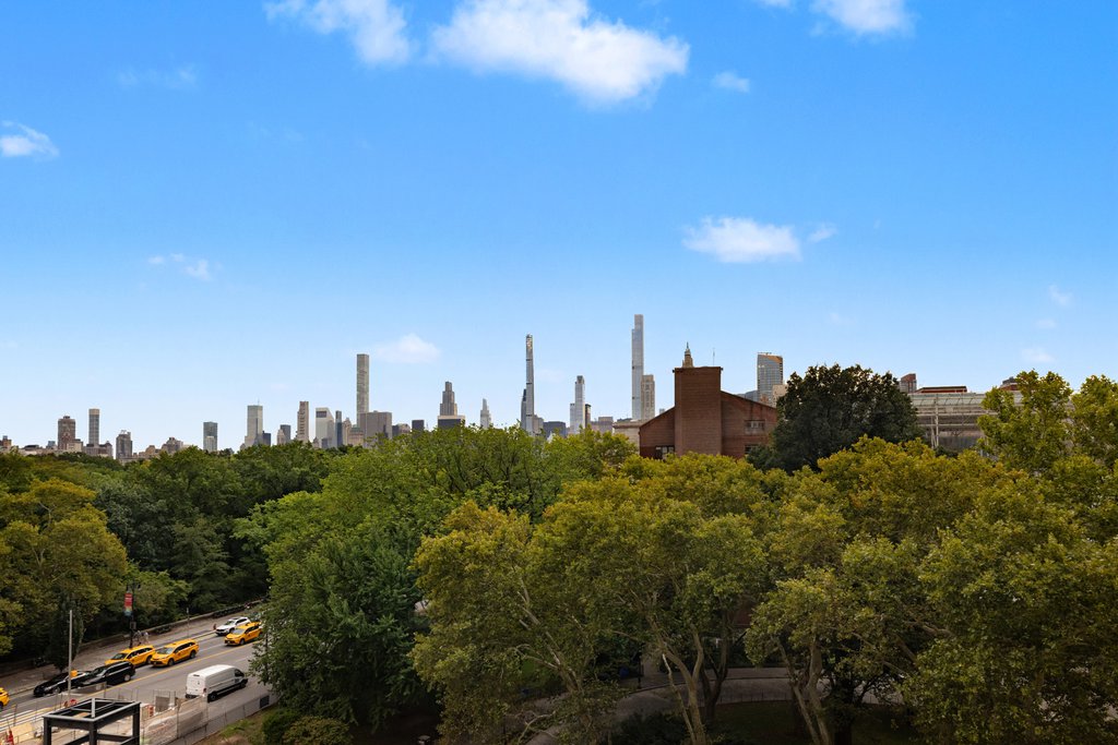 7 West 81st Street, Unit 6B photo 17