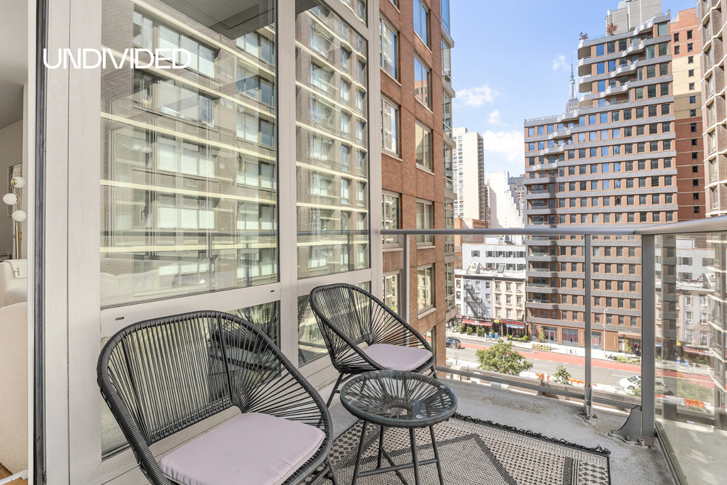 303 East 33rd Street, Unit 8A photo 6