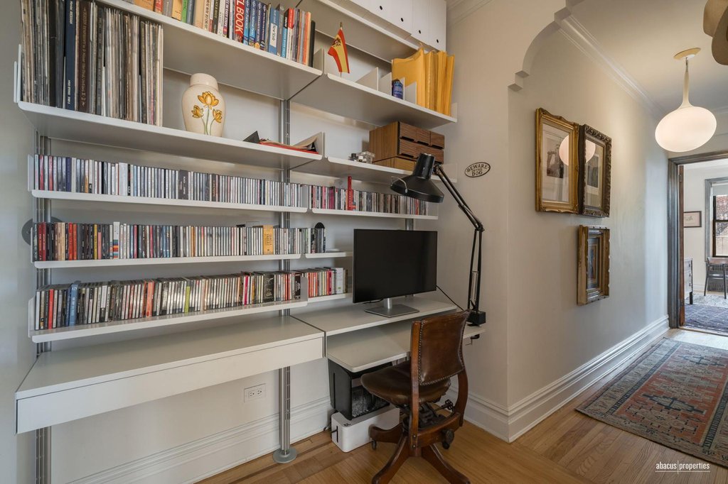 1710 Avenue H, Unit C5 photo 9