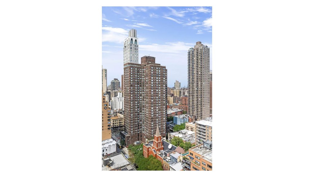250 East 87th Street, Unit 26D photo 14