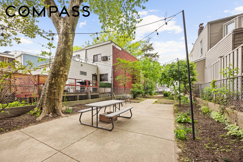 185 Prospect Park Southwest, Unit 403 photo 12