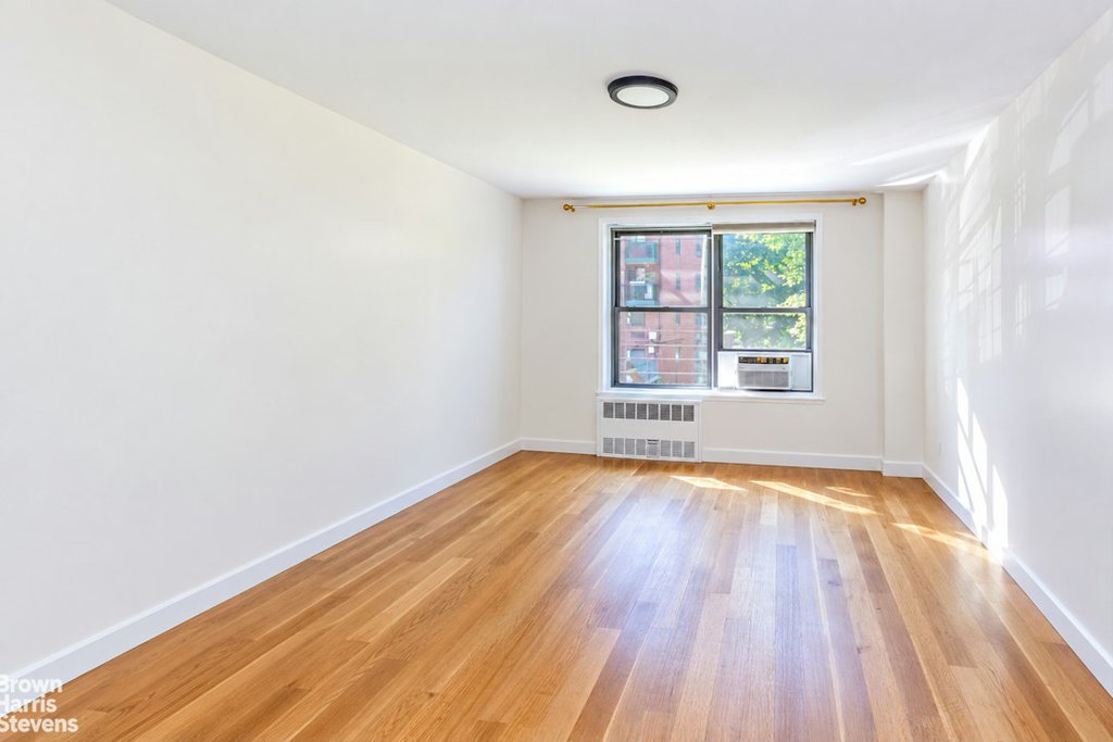 3215 Arlington Avenue, Unit 2A photo 5