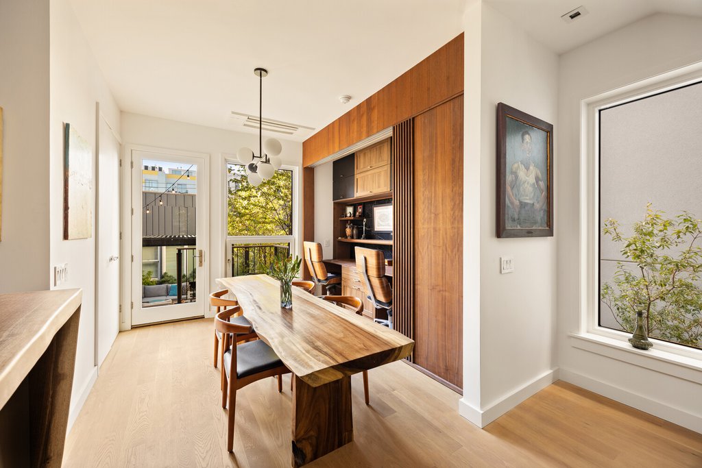 19 Conselyea Street – For Sale photo 6