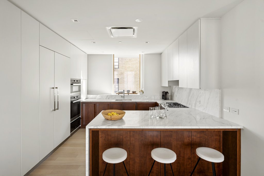 212 West 93rd Street, Unit 12 photo 4
