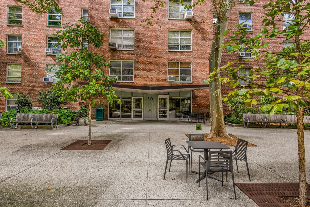 80 La Salle Street, Unit 5H photo 11