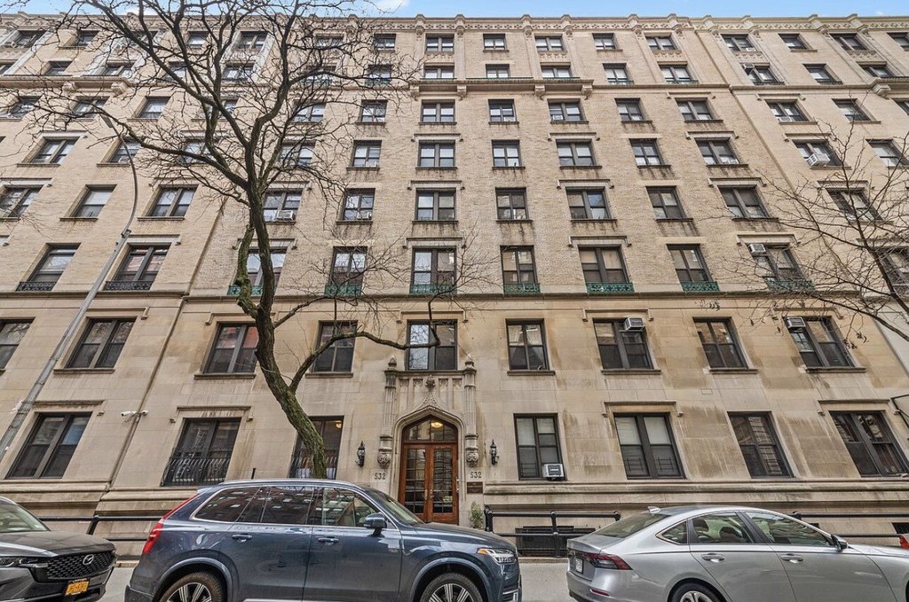 532 West 111th Street, Unit 54 photo 15