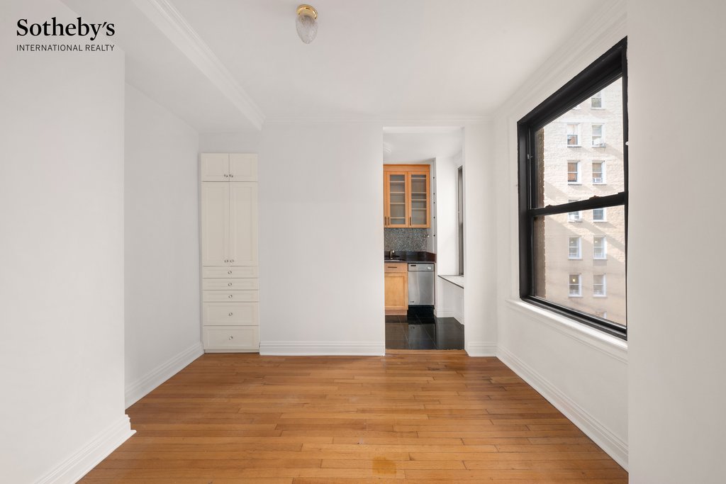 12 East 97th Street, Unit 7D photo 6