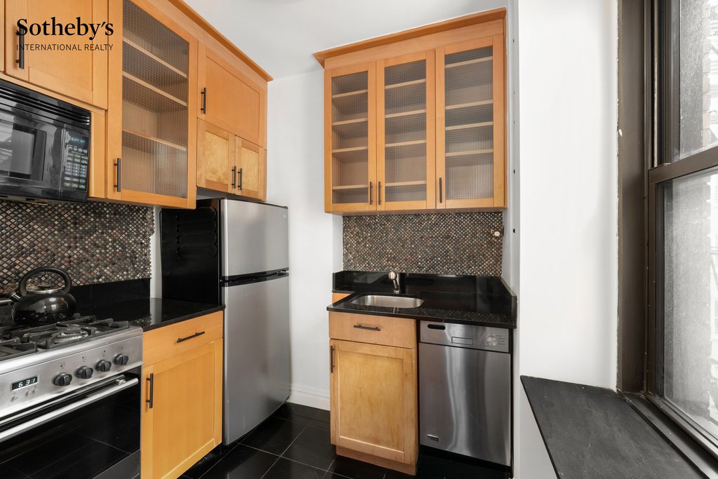 12 East 97th Street, Unit 7D photo 11