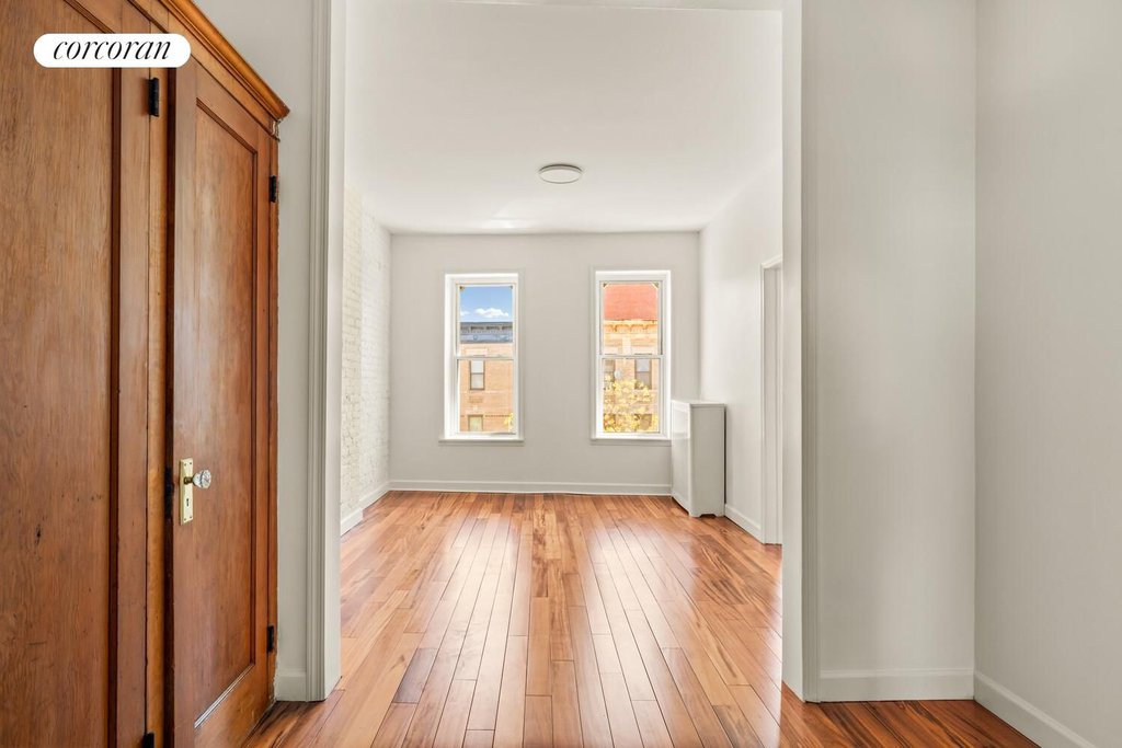 692 Washington Avenue – For Sale photo 11
