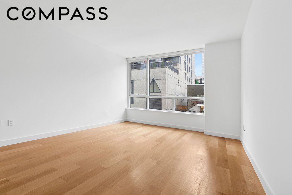 301 East 61st Street, Unit 2C photo 2