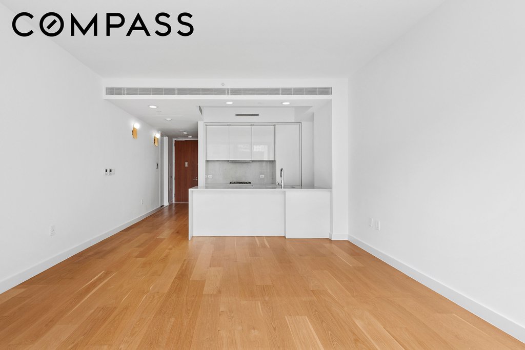 301 East 61st Street, Unit 2C photo 4