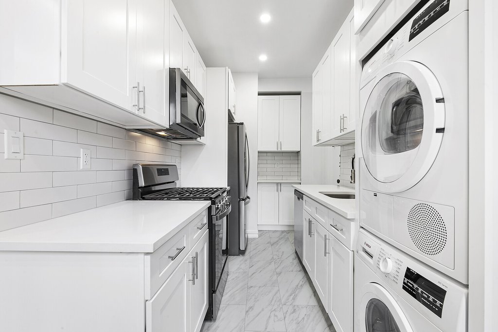 215 West 92nd Street, Unit 9I photo 2