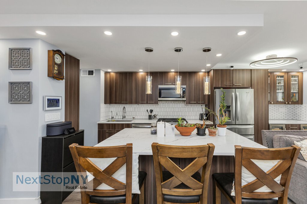 400 East 56th Street, Unit 29O