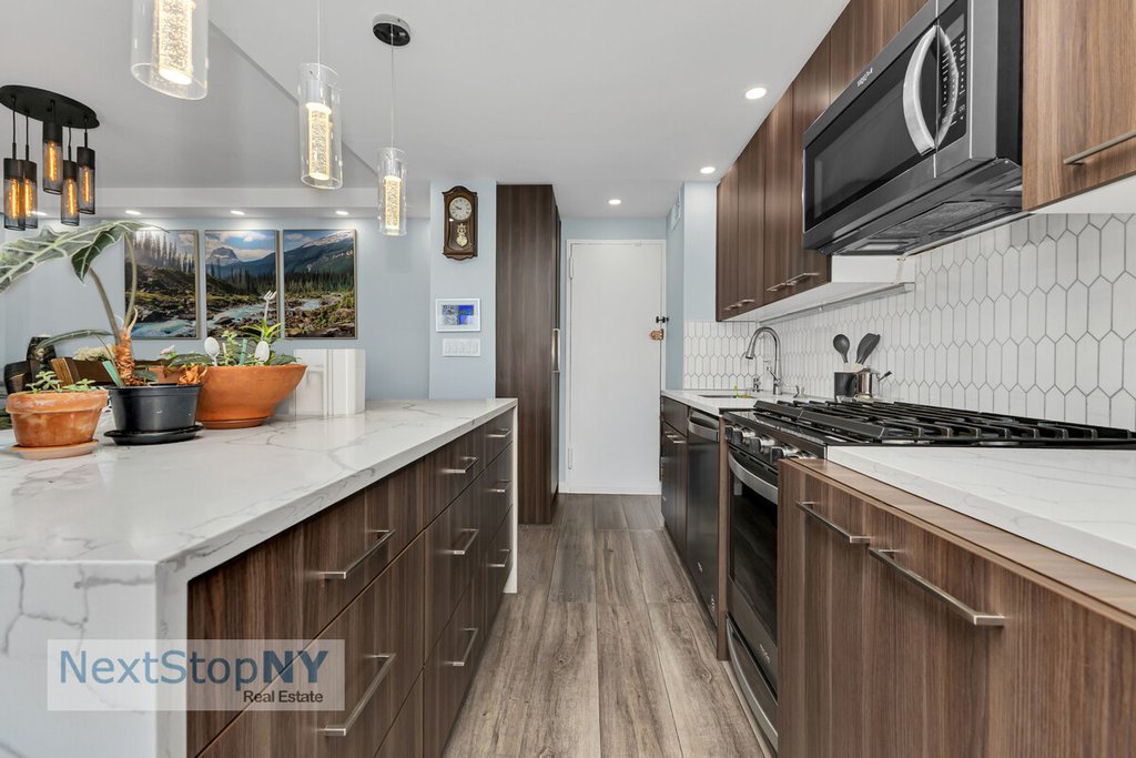 400 East 56th Street, Unit 29O photo 4