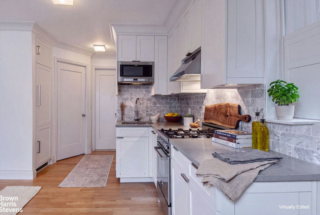 204 West 10th Street, Unit 10 photo 5